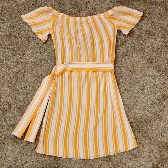 Michael Kors Off-Shoulder Striped Dress XS NWT - Picture 2 of 6